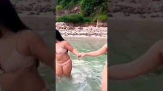 cewek cewek seksi(bikini)