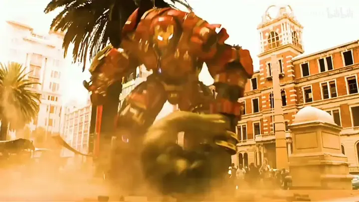 [Movie&TV] Hulk Being Beaten by Iron Man & Thanos