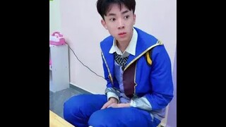 小舞给唐舞麟打针 #斗罗大陆 #唐三 #小舞 #唐舞麟
