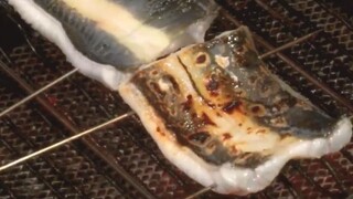【寿司师父演示一条鳗鱼到成为鳗鱼饭的全过程】