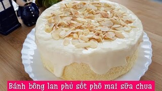 Bánh bông lan phủ sốt phô mai sữa chua tan chảy