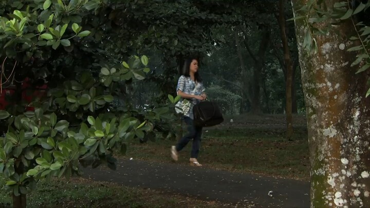 film - hantu cantik