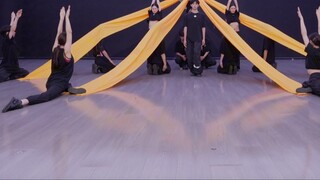 [Meng Meiqi] The god who controls the stage! Desert Princess Afro's dance is amazing. New song "Game