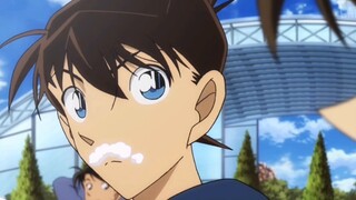 Kudo Shinichi yang mencintai 105 derajat