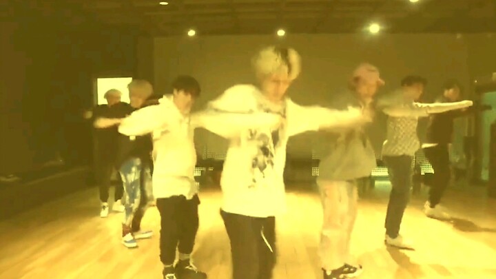 [iKON] iKON cũng nhảy 'Hai chú hổ thích nhảy nhót'???
