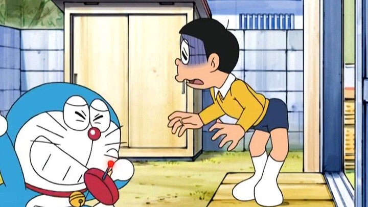 Đôrêmon: Nobita dùng máy điều khiển khiến cậu học sinh chuyển trường bật cười cho đến khi bị trật kh