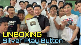 Vlog 35 Unboxing our Youtube Silver Play Button + Important Announcements (Entrance Exam & FREH Cap)