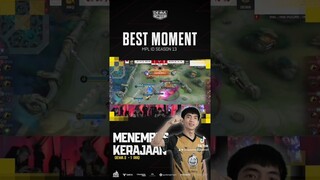Sepuh Awatt dkk Dewa United Esports berhasil mengambil alih game ketiga atas tim RRQ Hoshi!