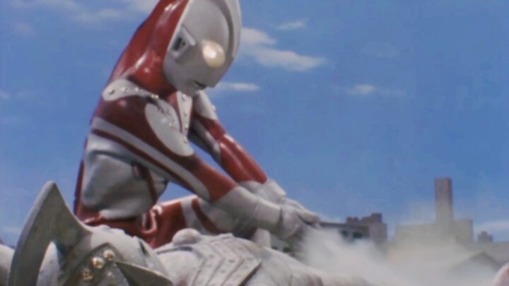 A collection of Ultra Spray skills used by Ultraman Showa series