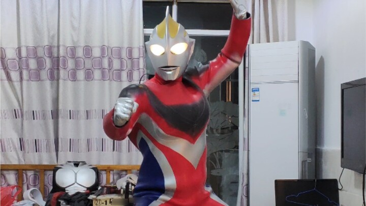 Gaia Ultraman SV homemade leather suit I couldn't help but record a short preview of the future exhi