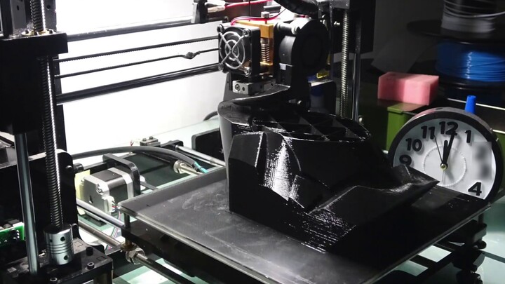 Kế hoạch hoàn thiện video máy số 1 "Tuwei'er" EVA (mô hình quy trình sản xuất in 3D, đánh bóng và tô