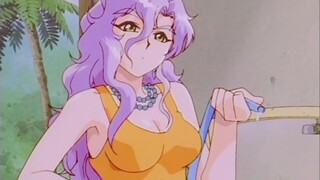 With the help of two goddesses, the hero has continuous peach blossom luck