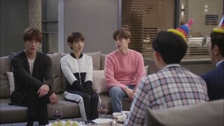 Cinderella and the Four Knights-5