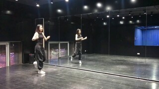 【Yang Doudou Smile】Lisa version of Attention mirror dance with tutorial at the end