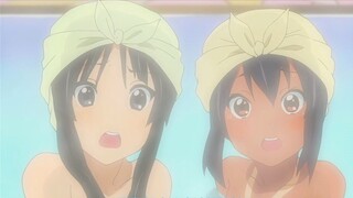 What should I do if I can't tell Mio and Azusa apart?