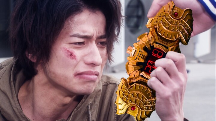 Check out the five Kamen Rider belts used by Red Daddy. The handsome guy transformed with special ef