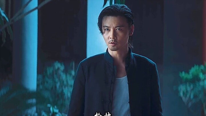 七步以外，枪快，七步以内，枪又快又准！而且还TM不用瞄的！