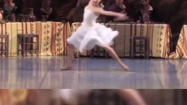 Beauvoir, the principal dancer of the Royal Ballet, in Laurentia