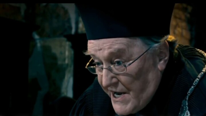 Kutipan dari Opera Peking Harry Potter: Scolding Fudge