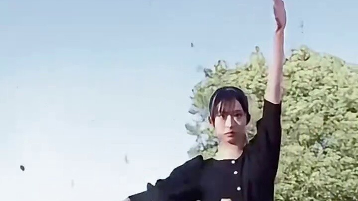 Phần lồng tiếng của Kamen Rider buồn cười quá!