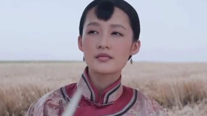A young man from the countryside went out to explore the world but was unexpectedly spotted by the s