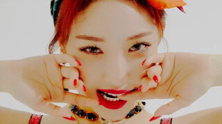【Lily】Kim Chungha Memainkan Tarian Flip Sederhana