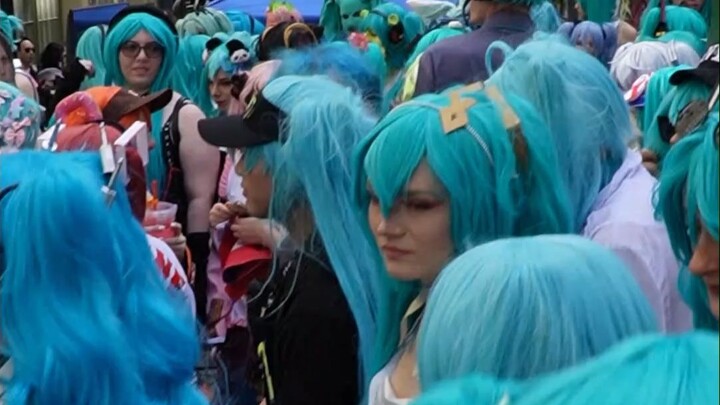 Đa vũ trụ của Hatsune Miku