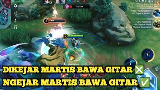 APAAN TUH DIKEJAR MARTIS BAWA GITAR KOK LARI  🗿