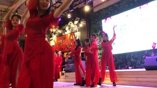【Bai Xiaobai】สไตล์จีนอันน่าทึ่ง! ตัวอย่างสดฉลองครบรอบ 3 ปี "China Red"