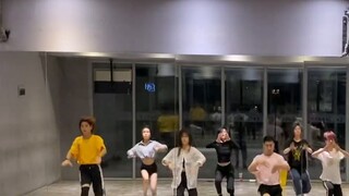 【Bai Xiaobai】Snake Dance! THE9 "Sphinx" Choreography Mirror Practice Room