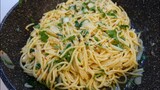 Spaghetti with garlic and olive oil simple pasta easy to make