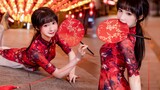 Dengan gaun sutra merah menarikan lagu Vae- Jing Hong Side. 4K