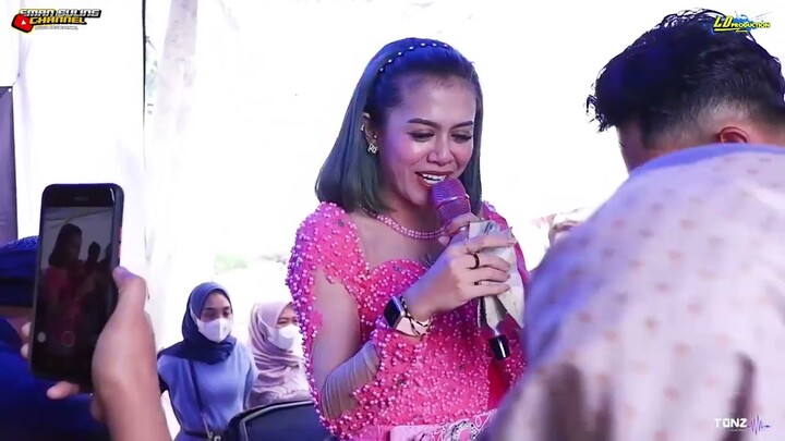 @ADE ASTRID DUA LALAKI Medley BEBENDE + (DOMBA KURING) LDpro AUTO GOYANG Alah Geunah