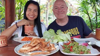 ทอดพุงปลาแซลมอนตำถั่วกรอบๆ พ่อบ้านบอกอร่อยเข้ากันเลย Yummy Crispy Belly Salmon