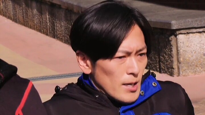 Shinji: Hasougo:? Gates:? Shinji: I read it wrong
