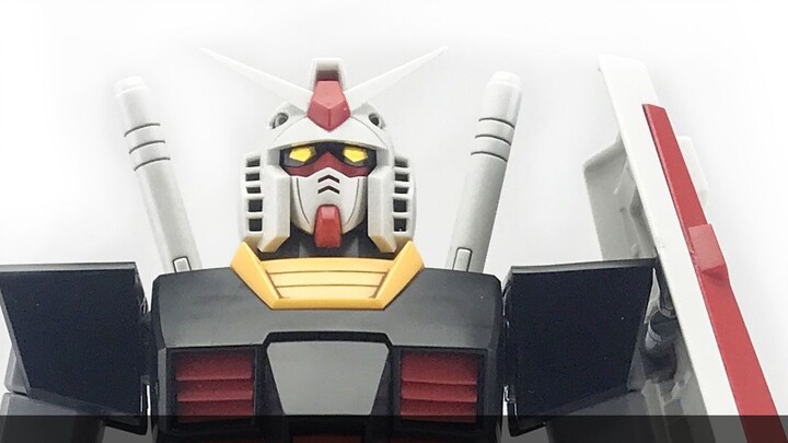 [Playthings don't make you lose your ambition] Is this the color of the real Gundam? Kunio Okawara's