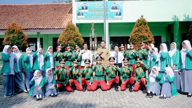 preview persembahan paskibra maha Satya garuda di man 2 Bogor