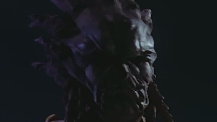 "Look, that was the night of the village in the past" #Ultraman
