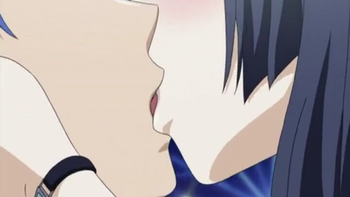 [Anime][Love Tyrant]Chàng trai bị ba cô gái cưỡng hôn