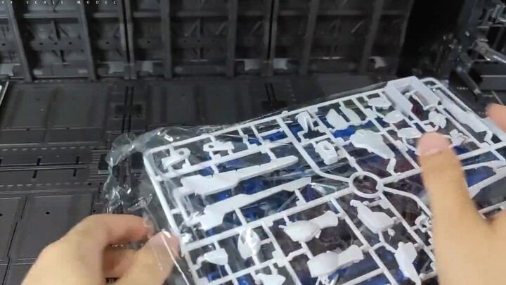 [Gundam Brush Painting] Sẽ như thế nào nếu Asuka lái chiếc Freedom Gundam? Gao Gao hg Tự do sơ sinh 