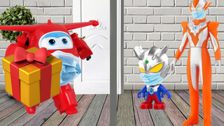 Video mainan pencerahan anak dan pendidikan usia dini: Ledi membantu Ciro Ultraman, yang ditinggalka