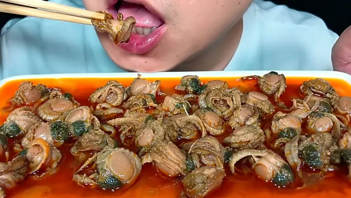 Eating mala spicy scallops ASMR video