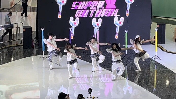 【Newjeans】Tarian Supernatural Kelinci Penuh Energi |. Hangzhou 985 Dance Troupe