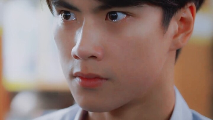 "Revenge you? You can't be more hurt than me" | There is a red river between us, how can I cross the