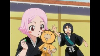 Kon in Yachiru's hands // Bleach funny moments //