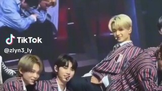 pasaway na maknae yan 🤣 kulit talaga ni ni-ki 🤣🤣