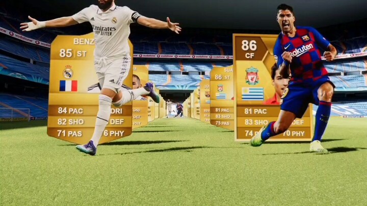 Benzema vs Suarez Fifa Card Evolution Same Age