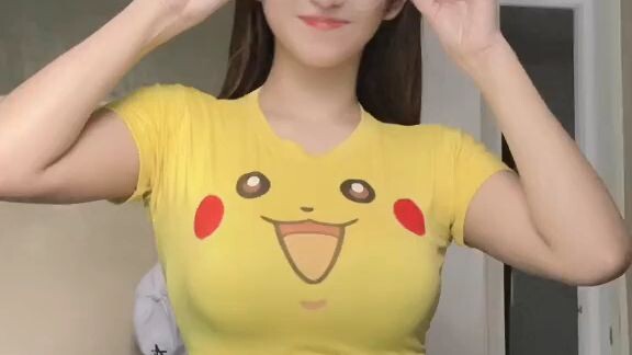 dance Pikachu !!!👌