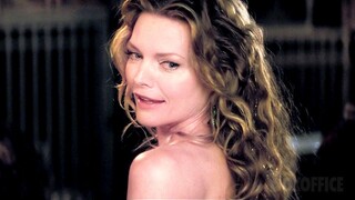 Michelle Pfeiffer goes From Zombie to beauty | Stardust | CLIP