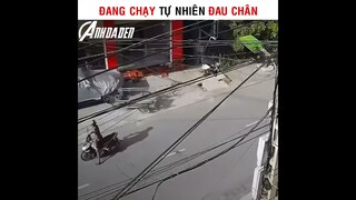 Đang Chạy Tự Nhiên Đau Chân